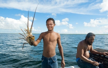 The red gold rush: Lobster fishing in Central America