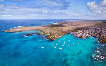 Galápagos Islands: Above water